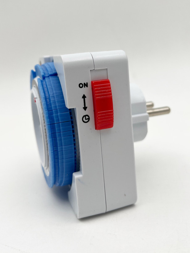 پریز تایمردار 24ساعته مدل TG-16A